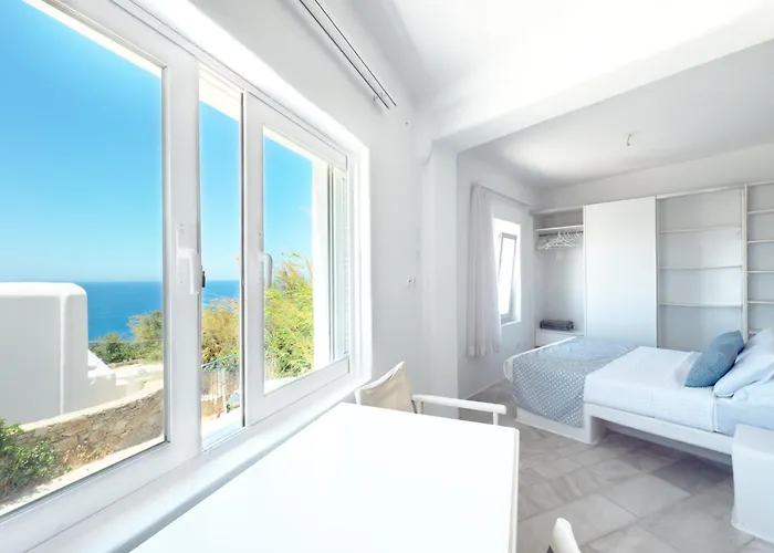 Апартаменты Eagles Nest Mykonos *