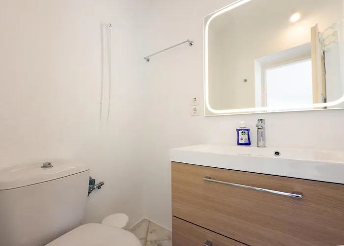 Апартаменты Eagles Nest Mykonos