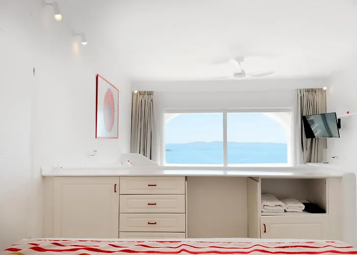 Eagles Nest Mykonos *