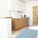 Eagles' Nest Mykonos Suites & Apartments With Heated Pool & Jacuzzis *