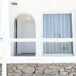 Eagles' Nest Mykonos Suites & Apartments With Heated Pool & Jacuzzis *