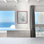Eagles' Nest Mykonos Suites & Apartments With Heated Pool & Jacuzzis
