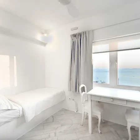 Eagles' Nest Mykonos & With Heated Pool & Jacuzzis アパート Mykonos Town