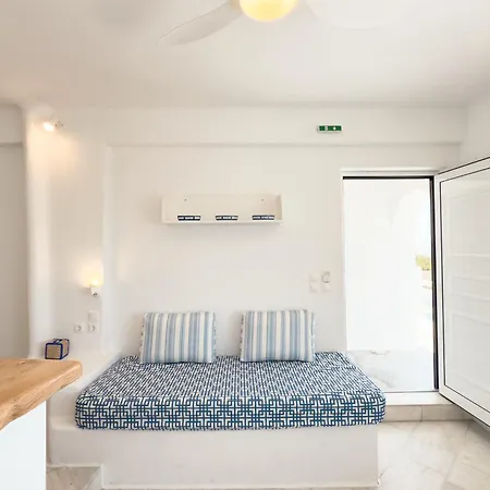 アパート Eagles' Nest Mykonos & With Heated Pool & Jacuzzis Mykonos Town