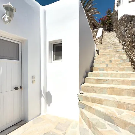 Eagles' Nest Mykonos & With Heated Pool & Jacuzzis アパート