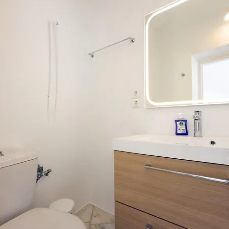 Apartamento Eagles' Nest Mykonos & With Heated Pool & Jacuzzis