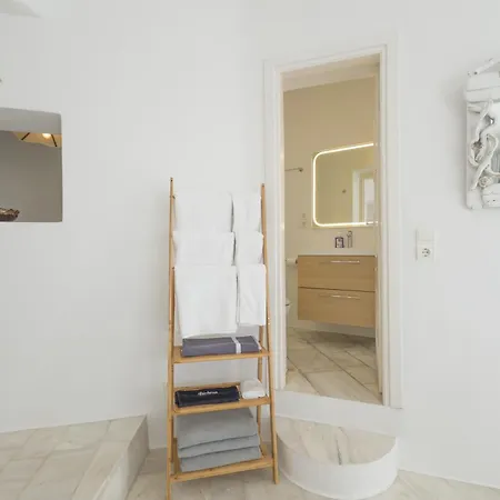 Eagles' Nest Mykonos & With Heated Pool & Jacuzzis アパート *