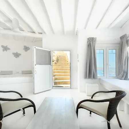 Eagles' Nest Mykonos & With Heated Pool & Jacuzzis * Mykonos Town