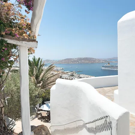 Eagles' Nest Mykonos & With Heated Pool & Jacuzzis Mykonos Town