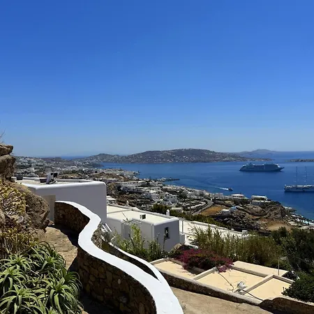 Eagles' Nest Mykonos & With Heated Pool & Jacuzzis アパート Mykonos Town