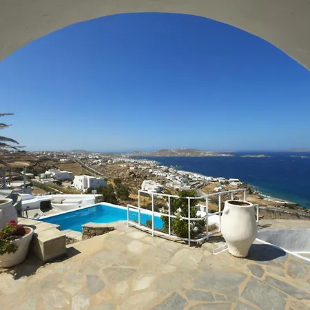 Eagles' Nest Mykonos & With Heated Pool & Jacuzzis * Mykonos Town